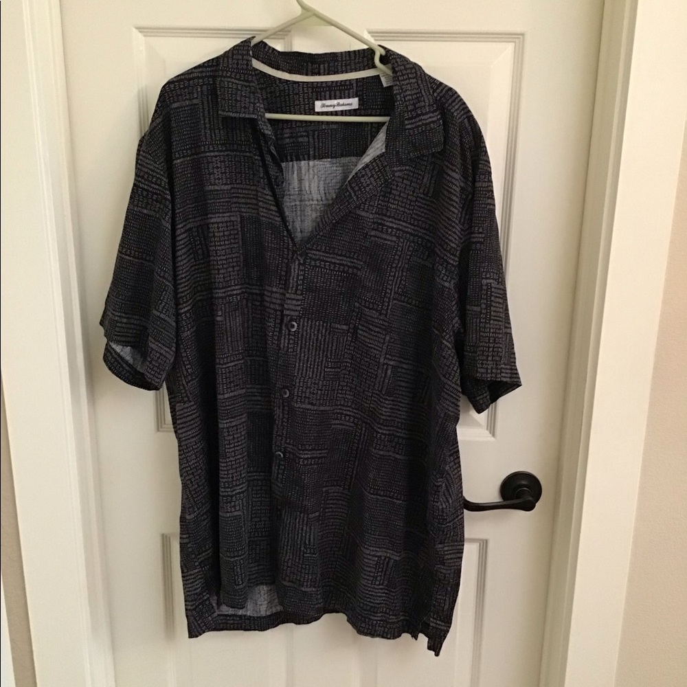 EUC Tommy Bahama silk blend camp shirt